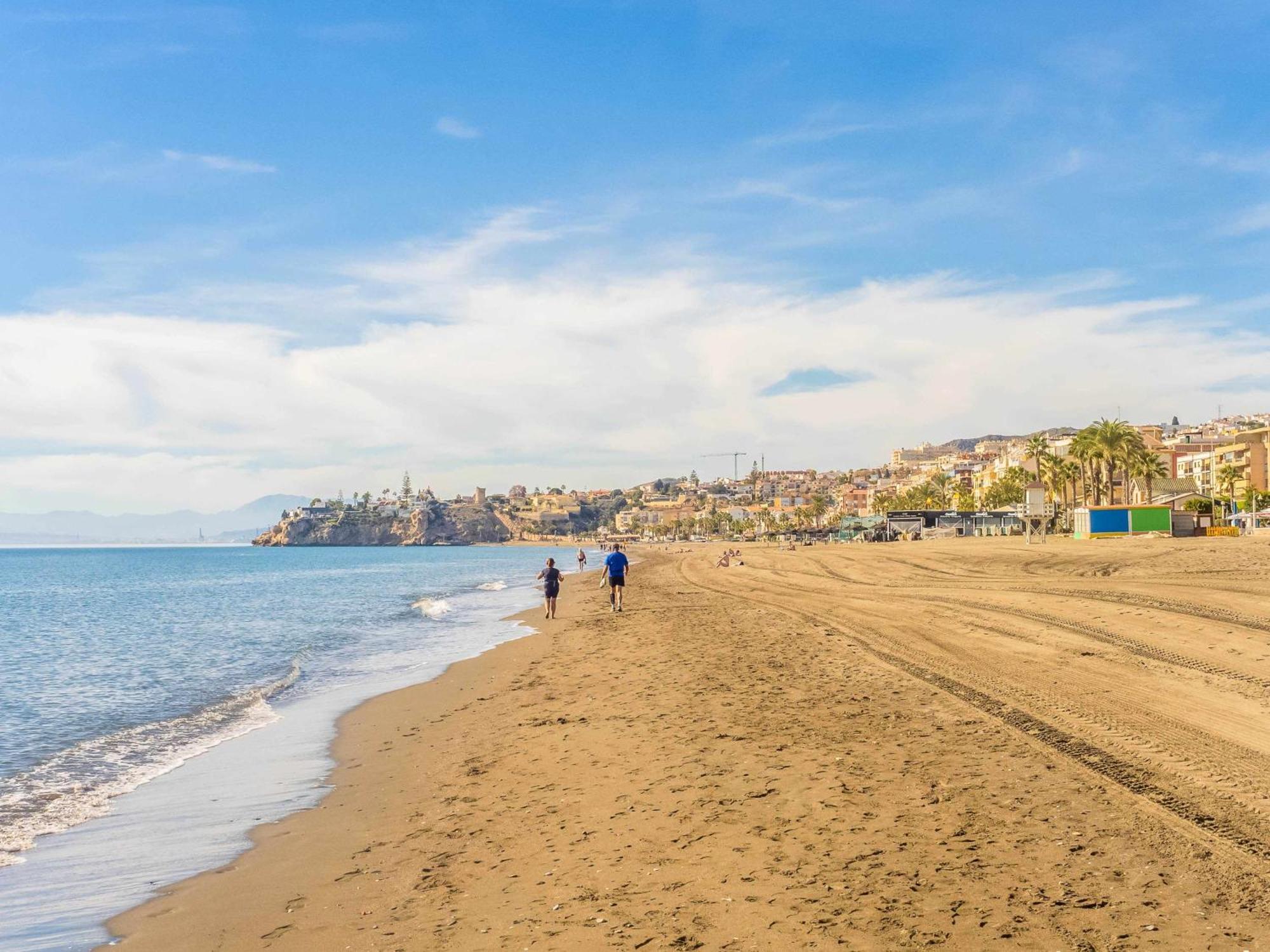 Centrico Apartamento Con Terraza En La Playa Rincón de la Victoria Exterior foto