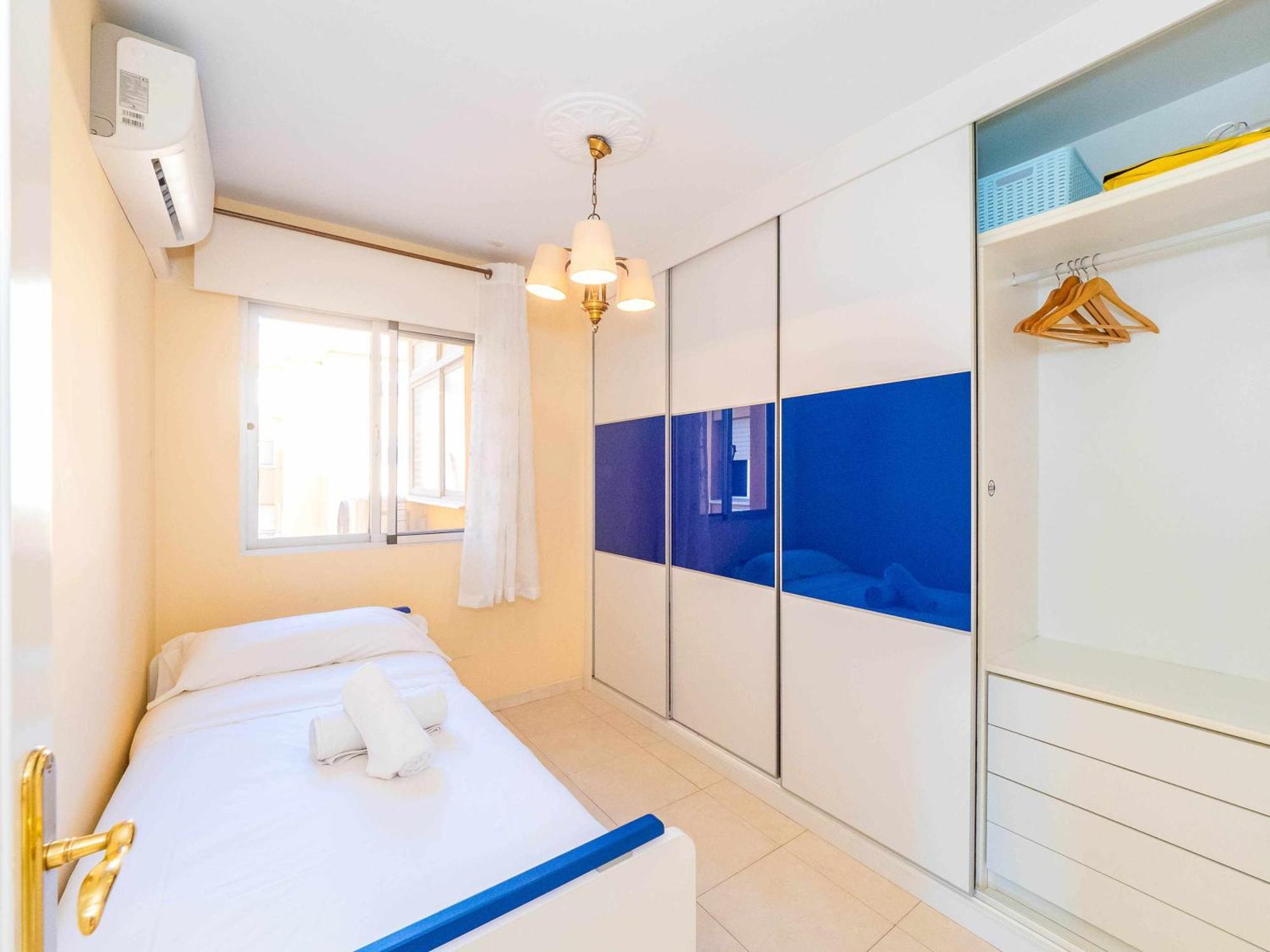 Centrico Apartamento Con Terraza En La Playa Rincón de la Victoria Exterior foto